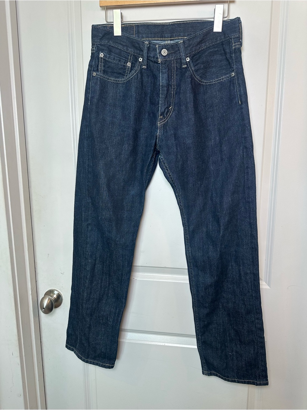 LEVI’S 505 Dark Wash Relaxed Straight Leg Jeans, Size 31W/30L